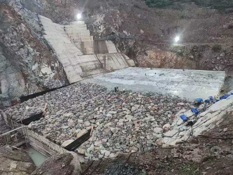 宝鸡市水利局 市直动态 市水利局局长张卫东检查龙王河水库、远门河水库工程进展 